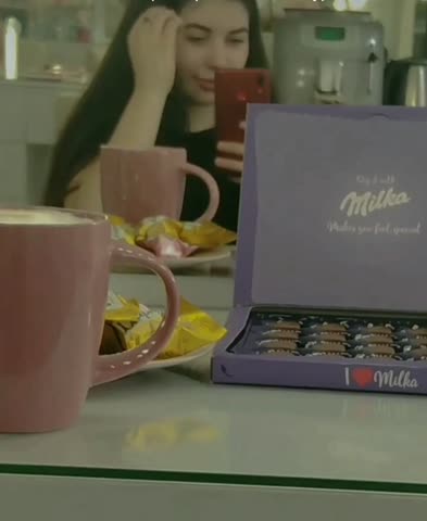 2_5285041460561841637