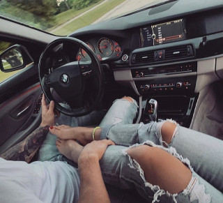 bimmer_angels-___CN-FW7hhamO___-