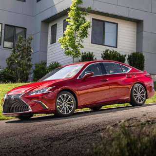 lexuk-___CSBvh2CoQkK___-