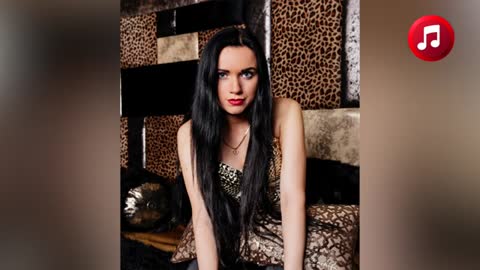 __Inna_Valter_-_Bezhat_bezhat_2019__Fwvxz2AtXc8