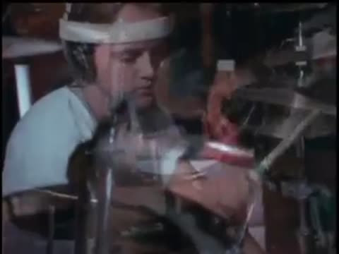 Metallica_-_Nothing_Else_Matters_offici-e