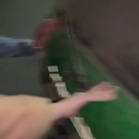 VID_38530210_060903_840