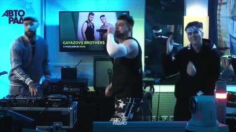 GAYAZOV__BROTHER__-_Малиновая_Лада_LIVE___Авторадио360P