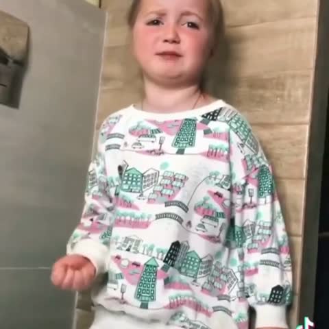 video-19eed0cc8f99d1b1b3487f1cc923cbe5-V