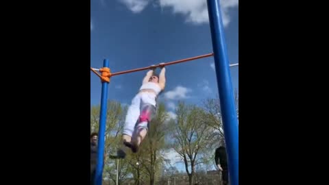 Workaut_Нас_Много