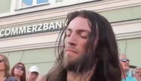 Estas_Tonne