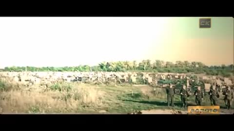 Petljura_Ty_odna_stoiw_u_klena-s_im