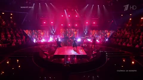 Юлия_Кошкина__«Bring_Me_to_Life»_-_Нокауты_-_Голос_-_Сезон_10480P