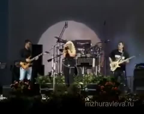 MZHuravlyova-Belaya_cheryomuha