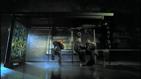 Карандаш_“Жизнь_дает_под_зад“