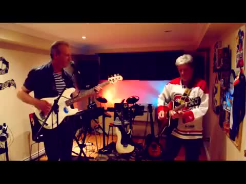 Ty_podojdjow_bolwoj_i_tjoplyj-_me