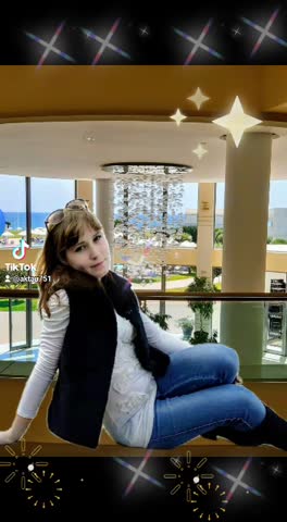 video-83b63fd06a1c3c42647993029ce58eb6-V