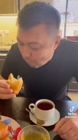 Пирожки с яйцом