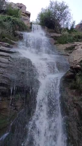 VID_20220722_223748_399