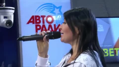 Света_-?_Что_Мне_Делать_LIVE___Авторадио360P