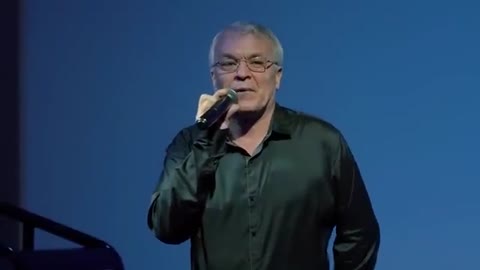 АЛЕКСАНДР_ДЮМИН_в_Воронеже__Друзья360p