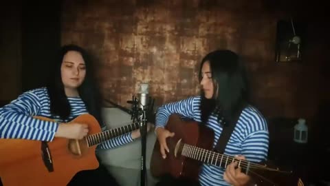 Песня-_РАСПЛЕСКАЛАСЬ_СИНЕВА_РАСПЛЕСКАЛАСЬ_HD_