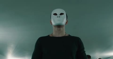 NЮ_-_Некуда_бежать