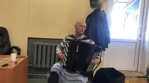 Дыши_-_ВЗГЛЯНИ_НА_НЕБО_240P