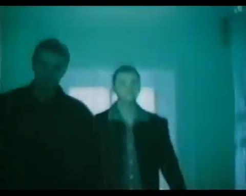 _РУКИ_ВВЕРХ_-_ЛИШЬ_О_ТЕБЕ_МЕЧТАЮ_