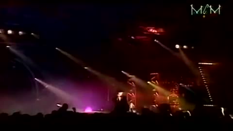 E_Type_Set_The_World_On_Fire_Live_Dancefloor_1996-_