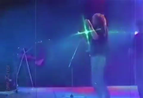 Рома_Жуков_-_Первый_снег_1989_