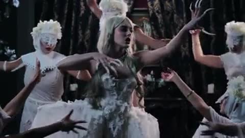 LADY-GAGA-BLOODY-MARY-MUSIC-VIDEO-_10-new