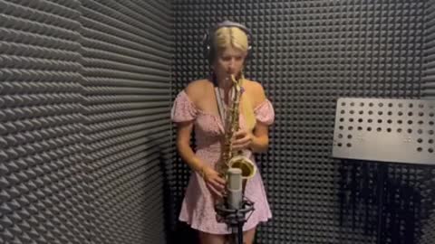 Jay_LEEMO-UletajLADYNSAX_Remix2022-_glob