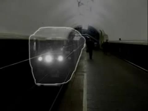 __Poezd-prizrak_v_moskovskom_metro_QNM84N13gas