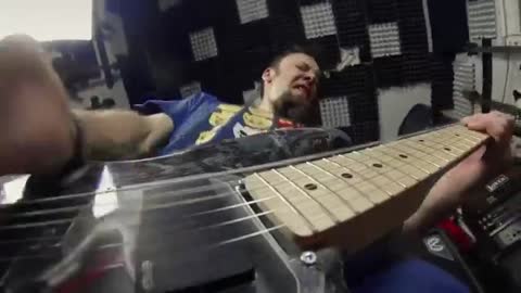 Метал_кавер_на_Despacito_Leo_Moracchioli_360p