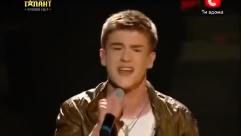 Vlasti_Ukrainy_ne_navidjat_xtot_klip_Krasava_paren_ne_pobojal-_