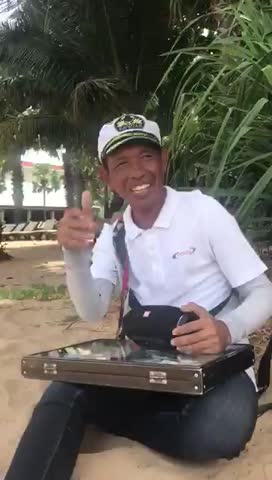 на_пляже_в_Таиланде