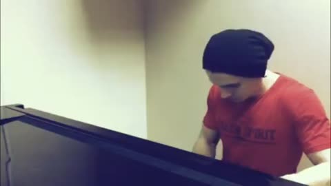 NЮ_-_Ницше_360p