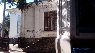 10 сент 2023-У боковой стороны старого городского Планетария