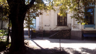 10 сент 2023 года-В 13 часов по полудне у Планетария