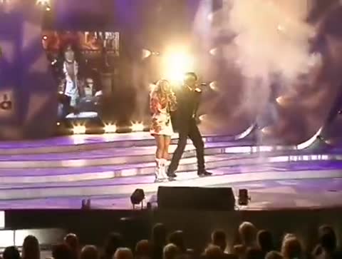 Маша_Распутина_и_Филипп_Киркоров_Роза_чайная