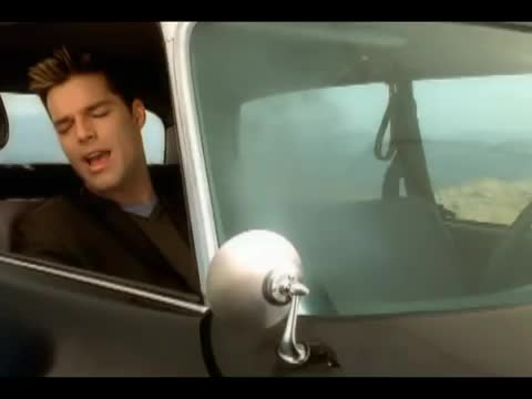 Ricky-martin_-_Isla-bella_322937