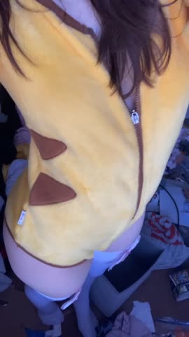 VID_20231201_225352_887