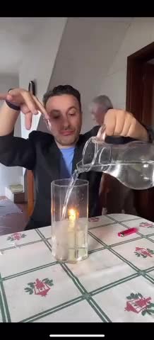 Разоблачил