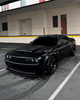 EJ7M8ZlNyyk