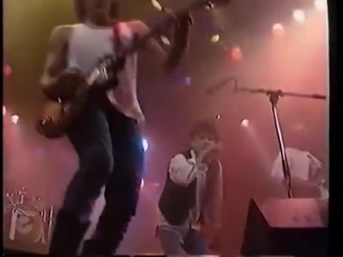 Nazareth-Animals-world66_spcs_bio