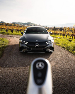 mercedesbenz-___3291746766019412714___-1