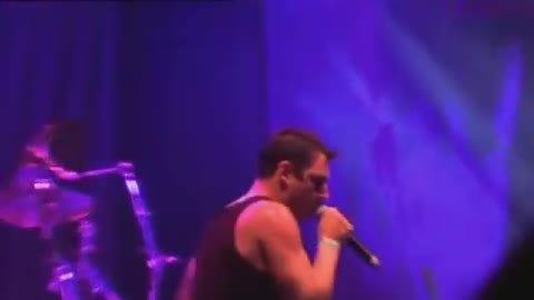 Axel_di_Pell_-_The_Temple_Of_The_KingRainbow?s_cover_Live_Over_Europe