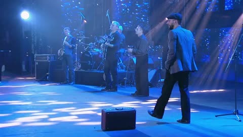 Лесоповал_-_Осенний_дождь_Концерт_памяти_Михаила_Круга__55_Crocus_City_Hall_2017