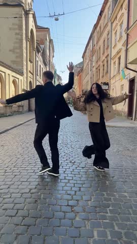 10000000_1903203896799918_6728020346901797535_n