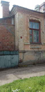 Старое_здание_конца_19-го_столетия_в_нашем_городе_Фрагмент