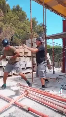 телефон_на_стройке