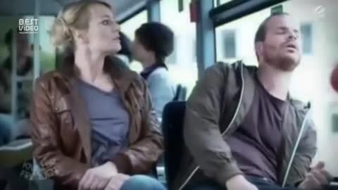 не_надо_спать_в_автобусе