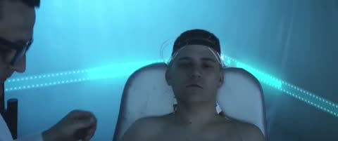 Тайпан_NAZAMI_-_Заплела_косы_Официальная_премьера_клипа_360p