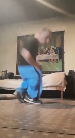 VID_20241005_204411_190